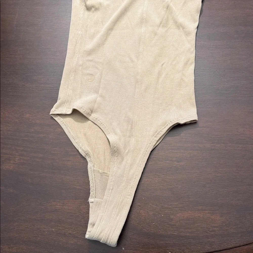 LULULEMON Tan Ribbed Bodysuit 4/XS
